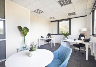 Rent a Meeting rooms  in Aix-en-Provence 13100 - Multiburo